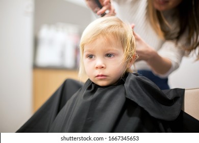 14,836 Happy child haircut Images, Stock Photos & Vectors | Shutterstock