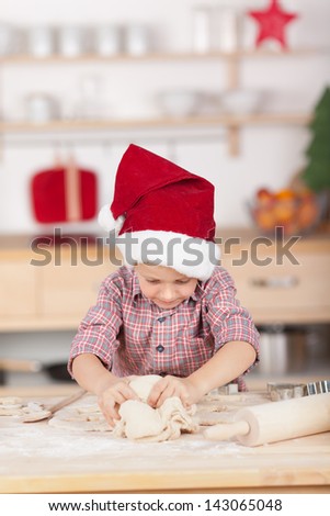 Similar – Foto Bild Zwillinge bereiten Weihnachtsplätzchen in der Festtagsküche vor