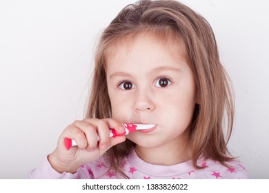 Cute Little Girl Brushing Her Teeth Stock Photo 1383826022 | Shutterstock