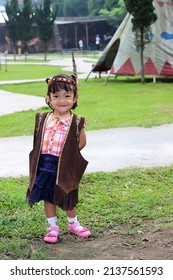 Cute Little Girl With Cherokee Indian Costume 