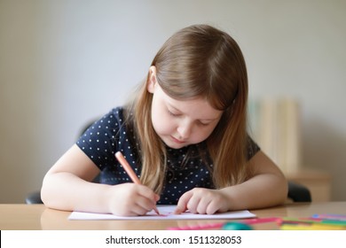 59,646 Little girl writing Images, Stock Photos & Vectors | Shutterstock