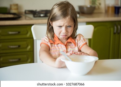 83,580 Children dinner table Images, Stock Photos & Vectors | Shutterstock