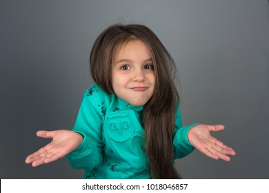 1,143 Child shrugging shoulders Images, Stock Photos & Vectors ...