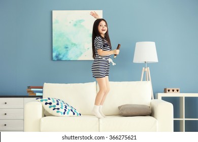 3,349 Jump sofa Images, Stock Photos & Vectors | Shutterstock