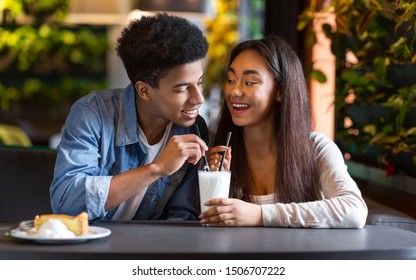 4,340 African american couple restaurant Images, Stock Photos & Vectors ...