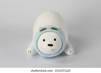 Cute Polar Bear Pilot Pillow Doll Toy Plush Kids Toy