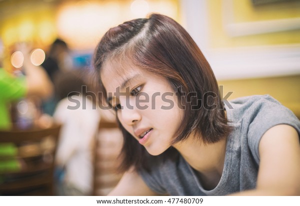 Cute Short Hair Asian Women Sitting Stock Photo Edit Now 477480709