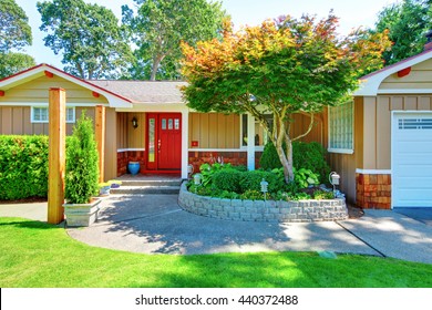 Red Door Entrance Small Images Stock Photos Vectors Shutterstock
