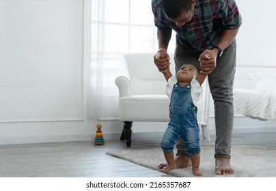 652 Black Baby Learning Walk Images, Stock Photos & Vectors | Shutterstock