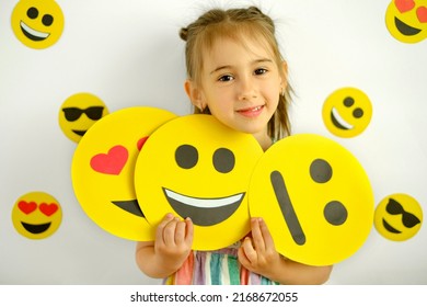 3,374 Emoticons girl hearts Images, Stock Photos & Vectors | Shutterstock