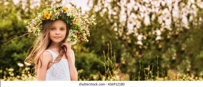 345,292 Flower field girl Images, Stock Photos & Vectors | Shutterstock