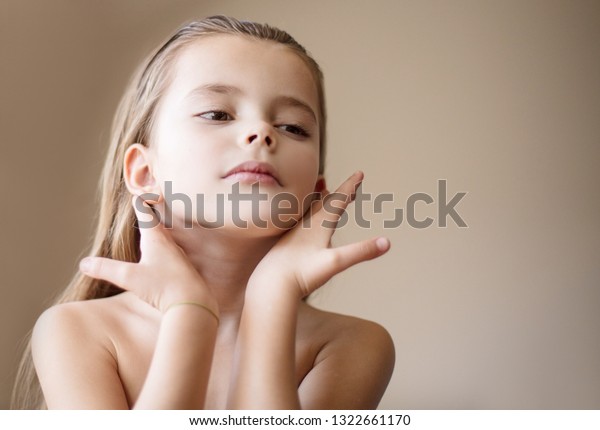 Cute Yet Captivating Beauty Little Girl Stock Photo 1322661170 ...