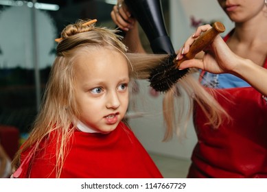 24 Boy and girl back to school haircuts Images, Stock Photos & Vectors ...