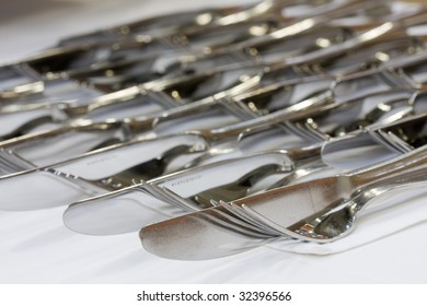 cutlery for entertaining