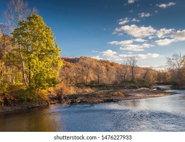 Cuyahoga River From Ohio & Erie Canal Towpath Trail