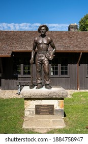 Cuyahoga Valley National Park, United States: October 7, 2020: Civilian Conservation Corps Worker Statue Stands At Happy Days Lodge