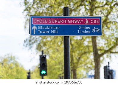 Cycle Superhighway sign pointing to Tower Hill. London - 9th May 2021
