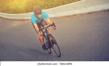 29,754 Guy cycling Images, Stock Photos & Vectors | Shutterstock