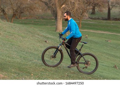 boys racing bike