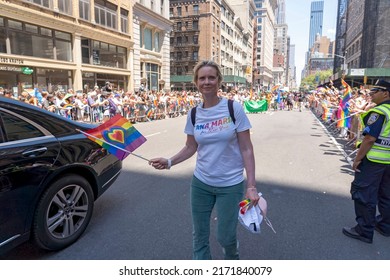 Cynthia Nixon Participates In The New York City Pride Parade On June 26, 2022 In New York City.