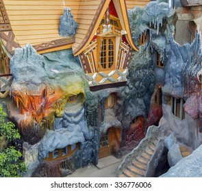 DA LAT CITY, VIETNAM - January 28, 2015: Hang Nga Guesthouse Crazy House, Design Interior And Exterior Landmark Architecture Odd House On January 28, 2015, In Dalat, Vietnam.