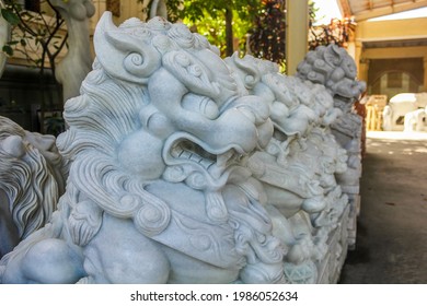 Da Nang City, Vietnam - July 19, 2019: The White Lion Statues In Non Nuoc Stone Carving Village