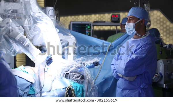 Da Vinci Surgery. Minimally Invasive\
Robotic Surgery with the da Vinci Surgical System. Medical robot.\
Robotic Surgery. Medical operation involving robot.\

