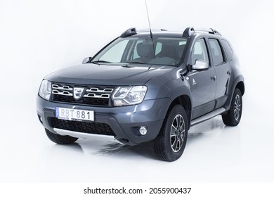 1,595 Dacia Duster Images, Stock Photos & Vectors | Shutterstock