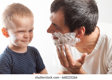 Dad Teaches His Son Shave Family Stock Photo 668225266 Shutt photo