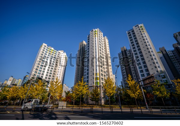 DAEGU, SOUTH KOREA - NOVEMBER 04, 2019: Many\
high-rise apartments in Daegu, The most people in city living here,\
Appartments blocks in\
Daegu
