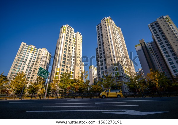 DAEGU, SOUTH KOREA - NOVEMBER 04, 2019: Many\
high-rise apartments in Daegu, The most people in city living here,\
Appartments blocks in\
Daegu
