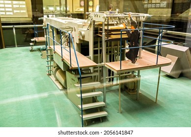 Daejeon, South Korea - March 24, 2018: Miniature Of Intaglio Printing Machine. Exhibited In The Currency Museum Of Korea.