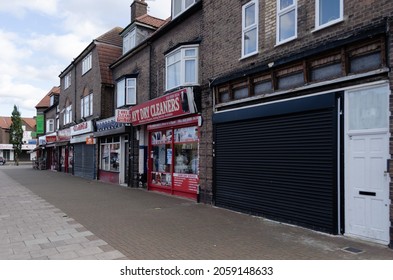 Dagenham, London, UK, October, 15, 2021, The Local Shopping High Street At Becontree Avenue In Dagenham, East London, UK