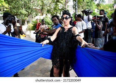 Dakar, Senegal, Africa, May 24 2022, Spanish Film Actress Rossy De Palma Performs In The Gardens Of Dakar City Hall