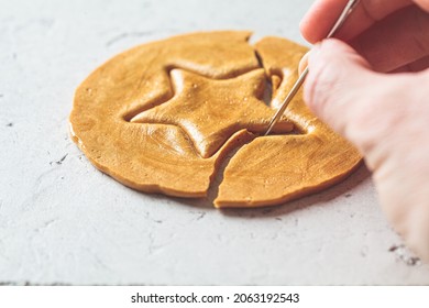 Dalgona Candy - South Korean Treat. Round Sugar Cookie With A Star Inside.