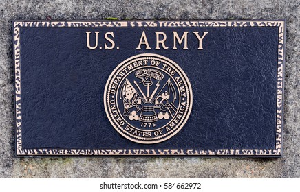 Dallas, Oregon - February 18, 2017 - Commemorative Plaque Honoring Those Who Have Served And Veteran's Of The United States Army.