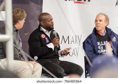 Dallas, Texas / USA - March 23, 2013: Former Dallas Cowboys Running Back, Emmitt Smith And Roger Staubach At The Mayor Mike Rawlings Of Dallas Rally Against Domestic Violence