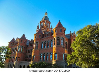 DALLAS, TEXAS, USA - OCTOBER 23, 2017. The Old Red Museum On Blue Sky Background. 
Open Free View Of Exterior Historic Building Of City Center District.