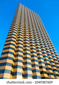 DALLAS, TEXAS, USA - OCTOBER 23, 2017. Modern Building Against A Bright Blue Sky In Downtown.
Open Scenic View Of American Skyscrapers And Architecture Of City Center District.