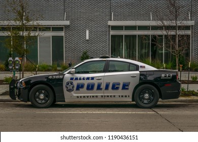 Dallas, TX - 9/22/18: A Dallas Police Cruiser Is Parked Downtown.