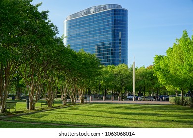 Dallas, TX / USA 4/4/2018 - The Omni Hotel Is Shown Which Caters To Attendees Of The Dallas Convention Center.