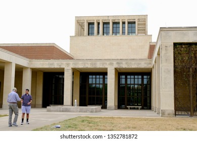 Dallas, TX / USA - March 28 2019: George Bush Presidential Library At SMU In Dallas Texas