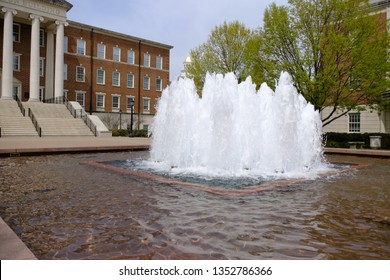 Dallas, TX / USA - March 28 2019: View Of The Fountain At The Blanton Building On SMU Campus Dallas Texas