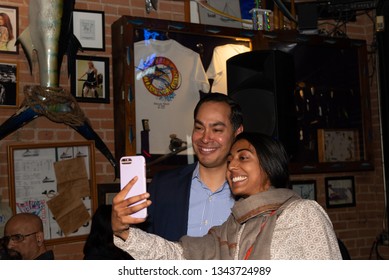 DALLAS, TX-USA - MARCH 19 2019- Texas Democrat And 2020 Presidential Candidate Julián Castro Meets Supporters At A Fundraising Event Hosted By The Dallas County Democratic Party. 