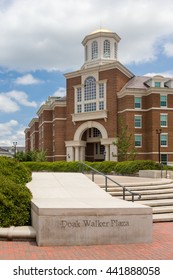 DALLAS, TX/USA - MAY 21, 2016: Doak Walker Plaza And Armstrong Commons  At Southern Methodist University, A Private Research University.