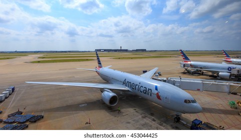 DALLAS, USA - JULY 4, 2016: American Airlines Boeing 777 at Dallas Fort Worth International airport before boarding passengers.
