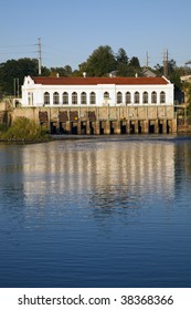 Dam In Wisconsin Dells, Wi.