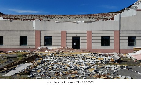 Damage And Destruction Caused By Hurricane Florence In SE North Carolina That Hit In 2018.  Trees Uprooted, And Businesses Damaged.