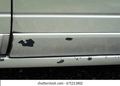 The damaged car paint