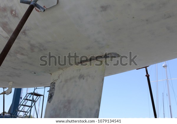 sailboat hull repair